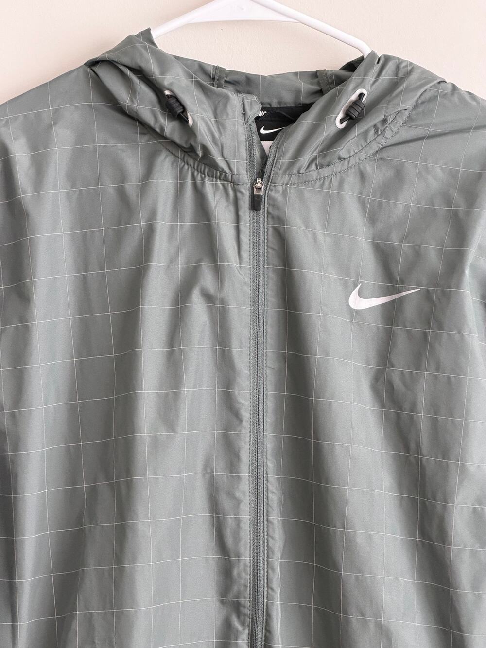 Nike Flicker Flash 3M Hurricane Reflective Grid Windbreaker L